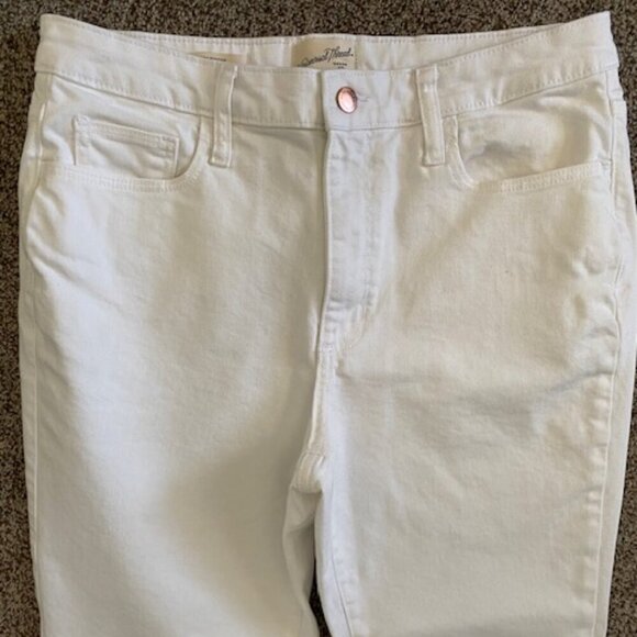 UNIVERSAL THREAD High Rise White Cropped Denim Jeans Sz 12 - Picture 6 of 13